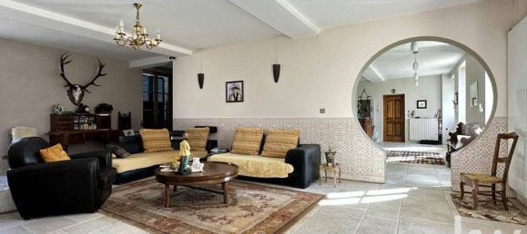 9 Schlafzimmer Haus in Chateau-Thierry, France, Nr. 246194 15