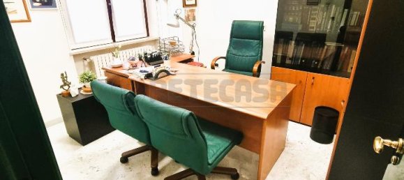 Квартира с 3 комнатами в Пескара, Италия № 86824 17