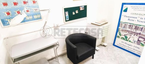 Квартира с 3 комнатами в Пескара, Италия № 86824 14