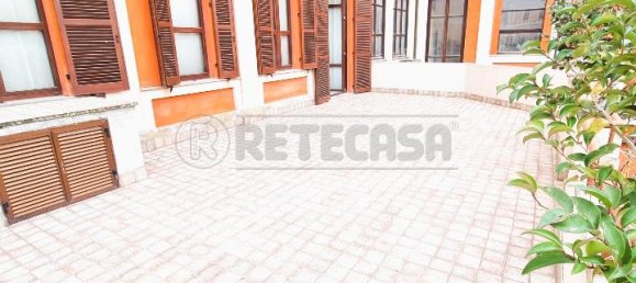 Квартира с 3 комнатами в Пескара, Италия № 86824 3