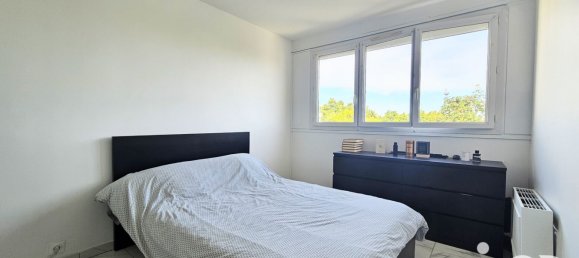 3 chambres Appartement à Savigny-le-Temple, France No. 324685 4