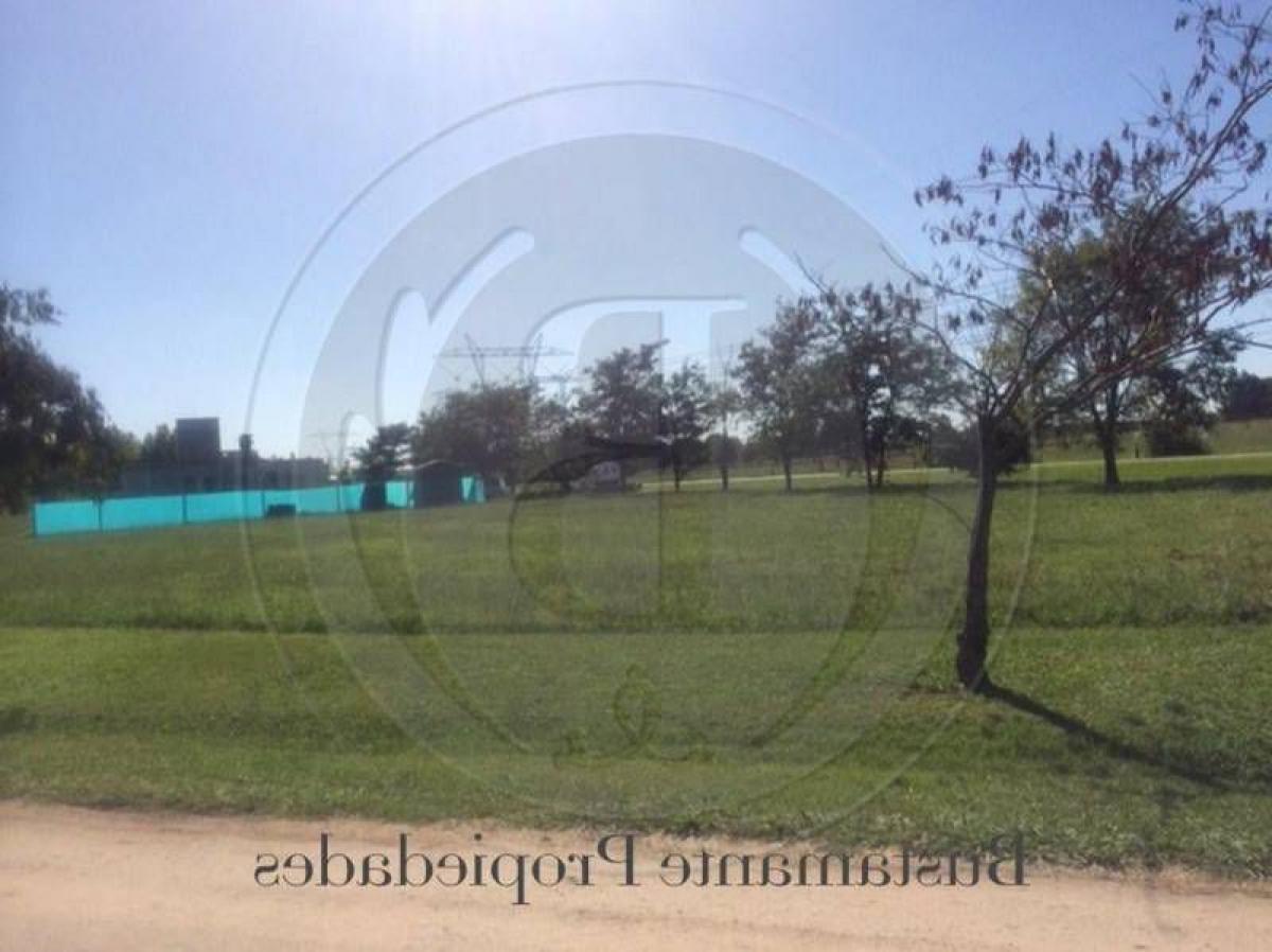 Land in Pilar, Argentina No. 120575