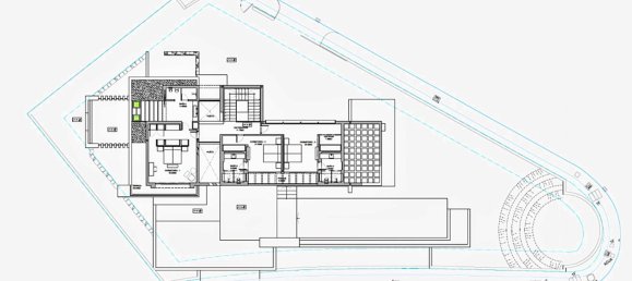 4 bedrooms Villa in Malaga, Spain No. 20779 11