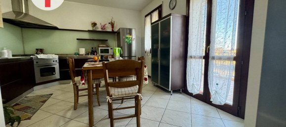 2 bedrooms Apartment in Arzergrande, Italy No. 159211 6