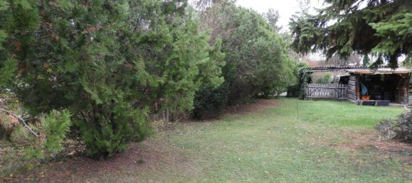  Land in Vienna, Austria No. 67575 5