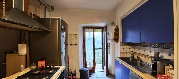 4 rooms Apartment in Massa, Italy No. 126434 17