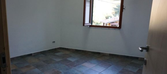 4 rooms Apartment in Massa, Italy No. 126434 6