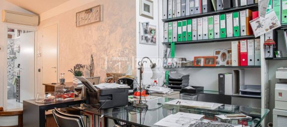 2 Schlafzimmer Penthouse in Cento, Italy, Nr. 328236 16