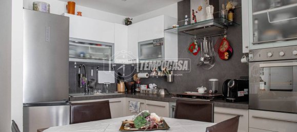 2 Schlafzimmer Penthouse in Cento, Italy, Nr. 328236 4