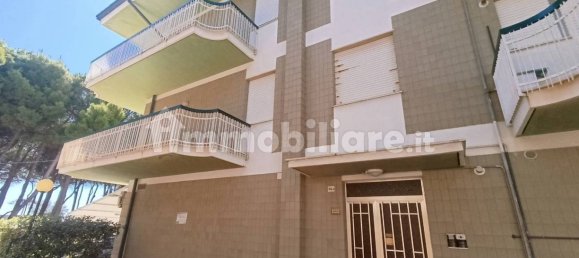 Квартира с 2 спальнями в Альба Адриатика, Италия № 259581 14