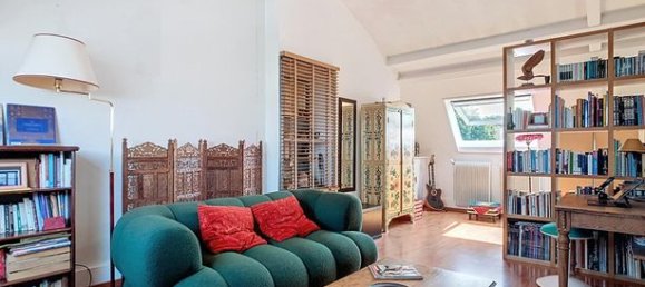 2 bedrooms Duplex in Les Lilas, France No. 313879 2