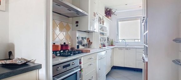 2 bedrooms Duplex in Les Lilas, France No. 313879 6