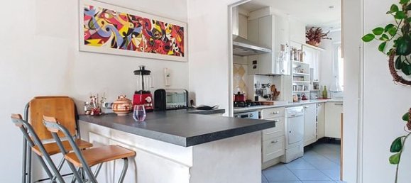 2 bedrooms Duplex in Les Lilas, France No. 313879 8