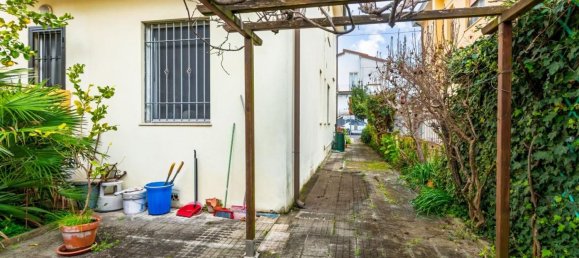 5 rooms House in Pisa, Italy No. 227265 18