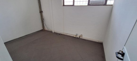 2 rooms Warehouse in Carmignano, Italy No. 92525 9