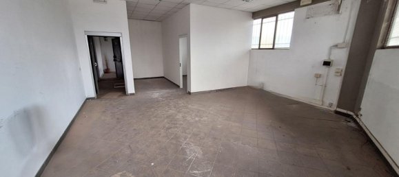 2 rooms Warehouse in Carmignano, Italy No. 92525 2