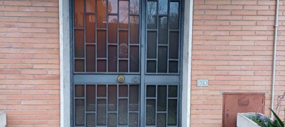 4 rooms Apartment in Rome, Italy No. 70608 2