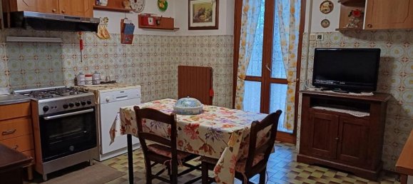 4 rooms Apartment in Rome, Italy No. 70608 20