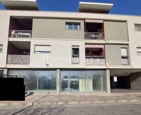 1 room Commercial property in Brescia, Italy No. 317993