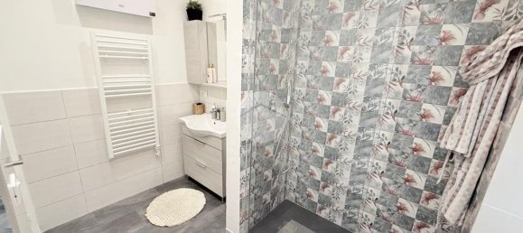 Квартира с 2 спальнями в Генуя, Италия № 298332 23