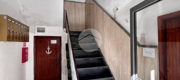 Квартира с 2 спальнями в Генуя, Италия № 298332 2