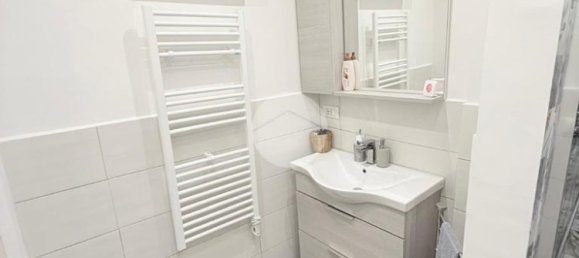 Квартира с 2 спальнями в Генуя, Италия № 298332 22