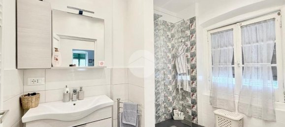 Квартира с 2 спальнями в Генуя, Италия № 298332 21