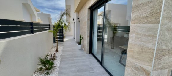 3 غرف نوم فيلا في Los Montesinos, Spain رقم 8243 4