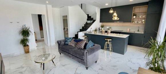 3 غرف نوم فيلا في Los Montesinos, Spain رقم 8243 18