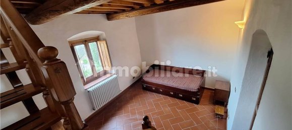 4 bedrooms House in Montespertoli, Italy No. 190451 20