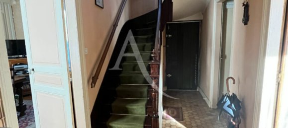 Casa de 3 dormitorios en Escames, France No. 46369 6