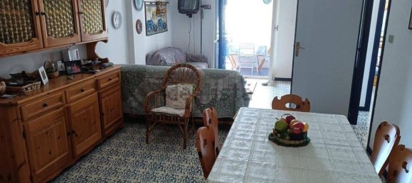 Квартира с 3 комнатами в Прая а Маре, Италия № 164182 4