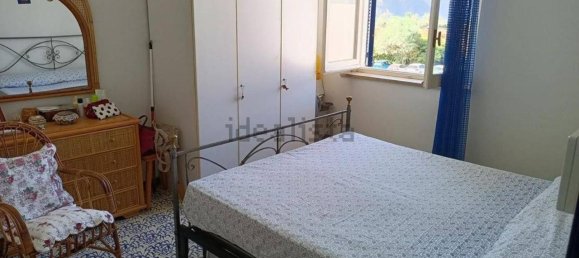 Квартира с 3 комнатами в Прая а Маре, Италия № 164182 14