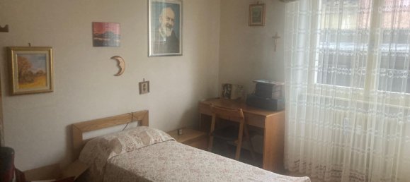 3 rooms Apartment in Oltrona di San Mamette, Italy No. 234285 31