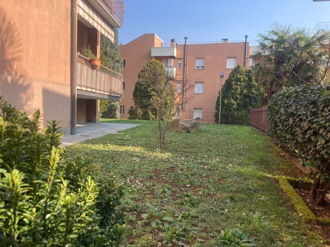 3 rooms Apartment in Oltrona di San Mamette, Italy No. 234285