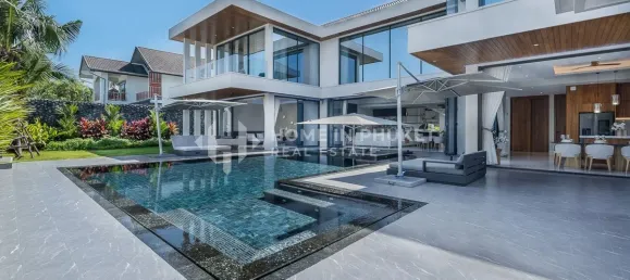 5 bedrooms House for sale in Rawai, Phuket, Southern Thailand, Thailand № 142212 2