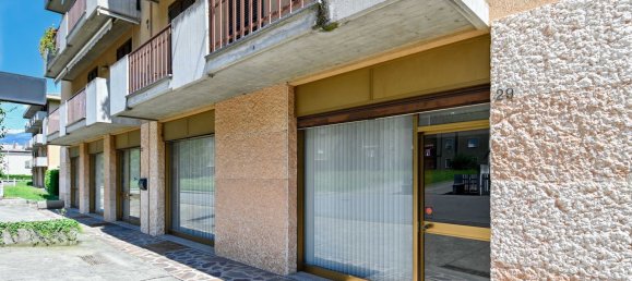 Imóvel comercial de 2 divisões em Albino, Italy N.º 150505 2