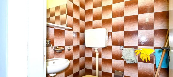 Imóvel comercial de 2 divisões em Albino, Italy N.º 150505 20