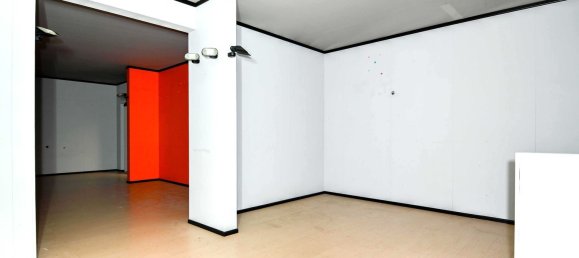 Imóvel comercial de 2 divisões em Albino, Italy N.º 150505 15