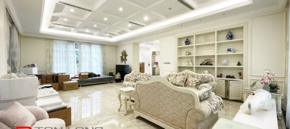 5 Schlafzimmer Villa in Long Bien, Vietnam, Nr. 552 3