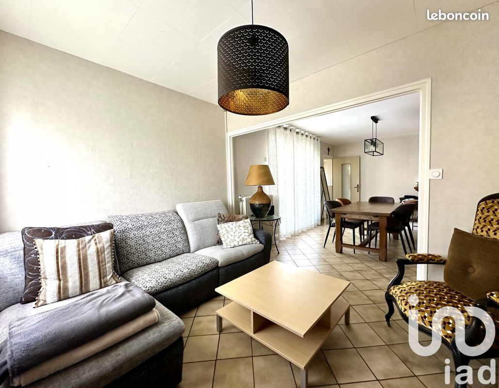 4غرفة منزل في Sedan, France رقم 227969