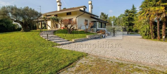 Villa de 21 habitación en Abano Terme, Italy No. 68415 40