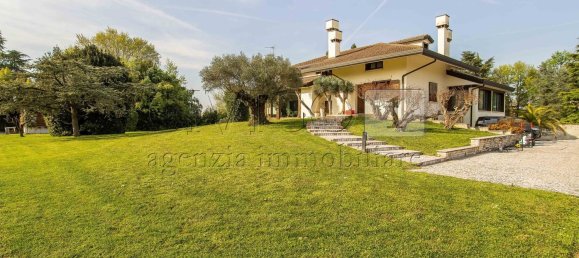 Villa de 21 habitación en Abano Terme, Italy No. 68415 26