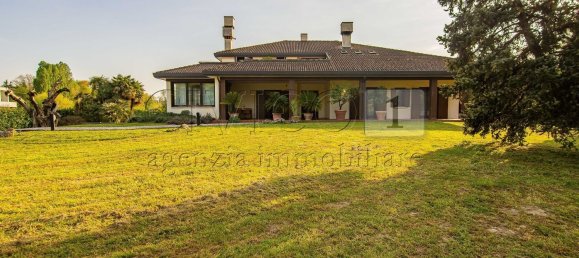 Villa de 21 habitación en Abano Terme, Italy No. 68415 43