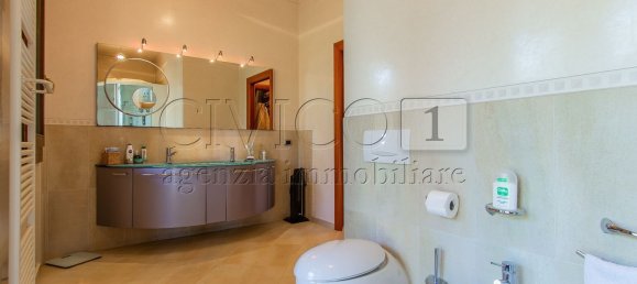 Villa de 21 habitación en Abano Terme, Italy No. 68415 56