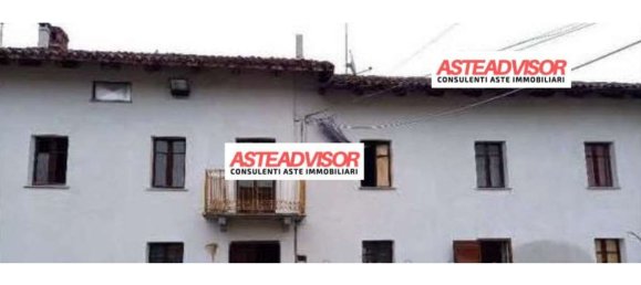 11 rooms House in Castagnole delle Lanze, Italy No. 261522 3