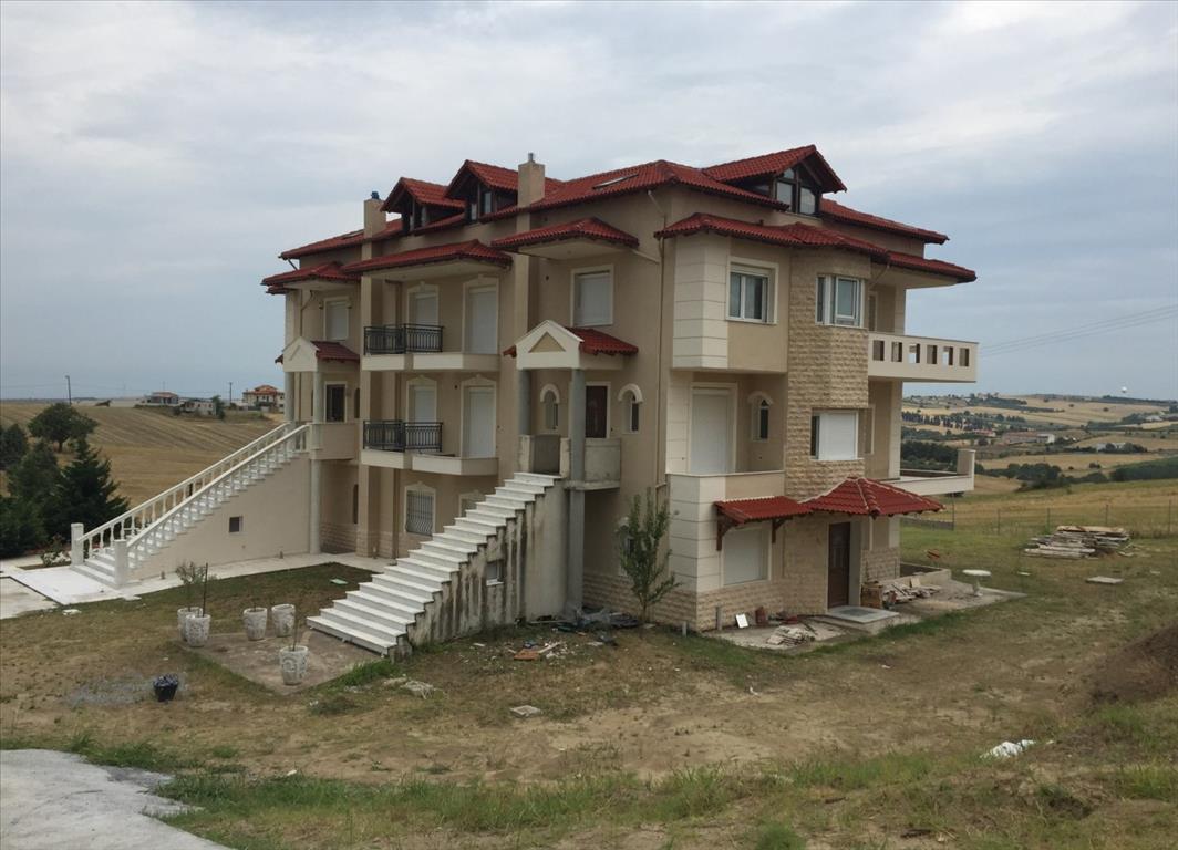 Imóvel comercial T7 em Epanomi, Greece N.º 4705