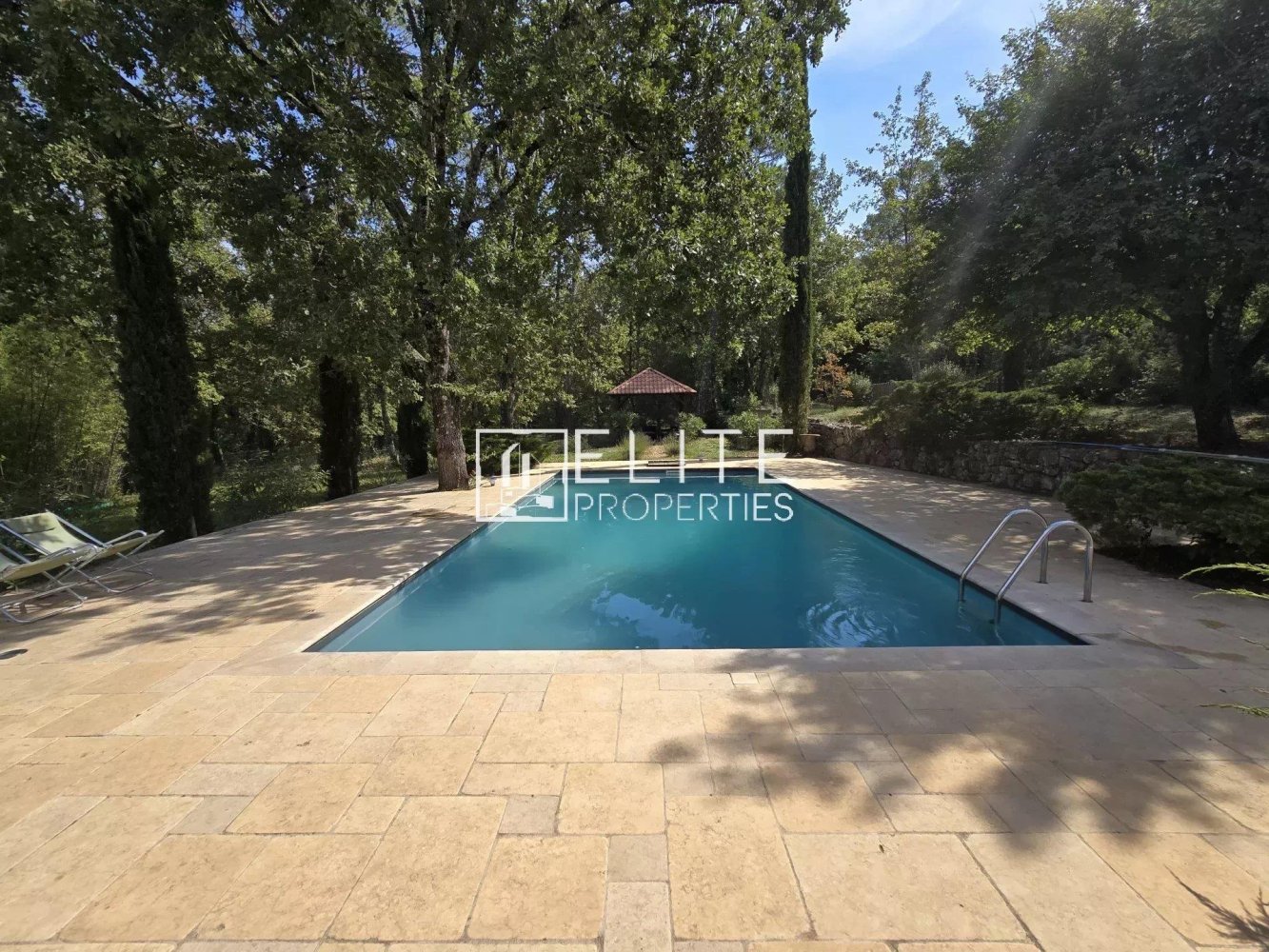 4 bedrooms House in Tourrettes, France No. 303928