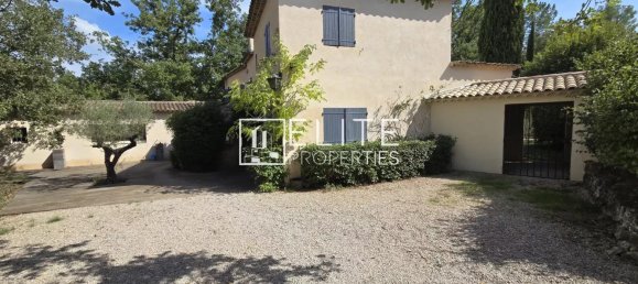 4 bedrooms House in Tourrettes, France No. 303928 2