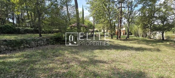 4 bedrooms House in Tourrettes, France No. 303928 4